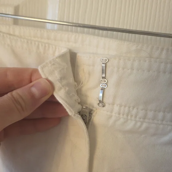 TRINA TURK Reyne White Textured Pants 6 NWT Wide Leg Mid Rise $292